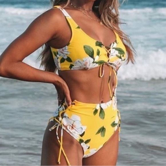 NWT CUPSHE high waist lace up Yellow Floral Bikini Set size medium - Picture 1 of 13